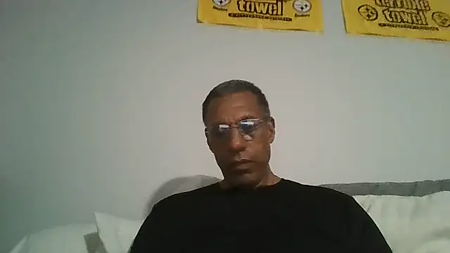 swimmer2496 online show from June 21, 2026, 2:06 am