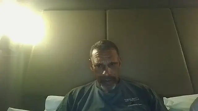 swimmer2496 online show from July 21, 2026, 7:42 am