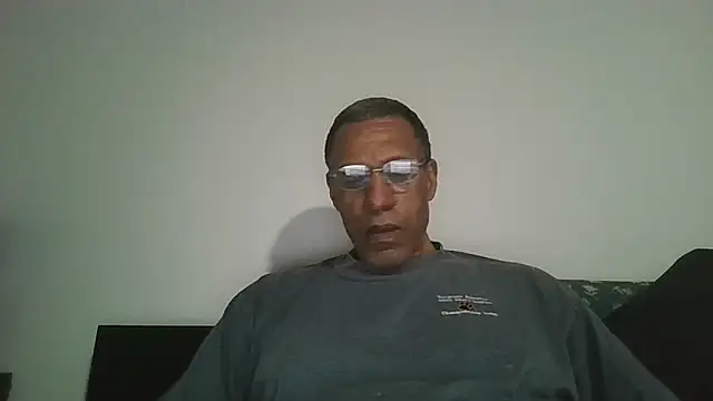 Snapshot of swimmer2496 chatting on April 10, 2026, 1:34 am swimmer2496 online show from April 10, 2026, 1:34 am
