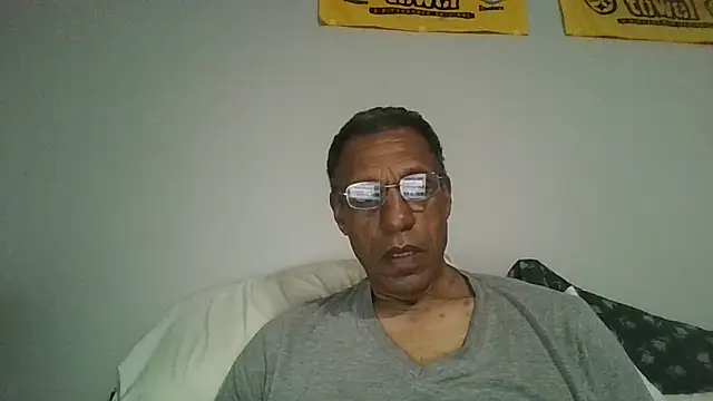 Snapshot of swimmer2496 chatting on May 3, 2026, 11:37 am swimmer2496 online show from May 3, 2026, 11:37 am