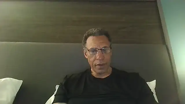 Snapshot of swimmer2496 chatting on May 16, 2026, 6:34 am swimmer2496 online show from May 16, 2026, 6:34 am