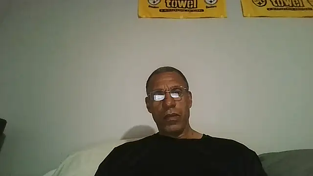 Snapshot of swimmer2496 chatting on June 8, 2026, 3:18 am swimmer2496 online show from June 8, 2026, 3:18 am