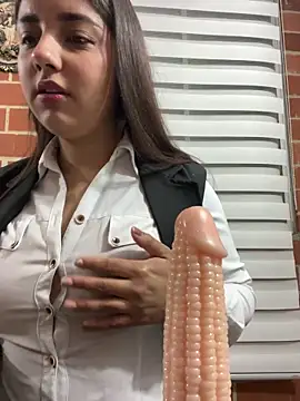 A-uroora online show from March 8, 2026, 9:34 am