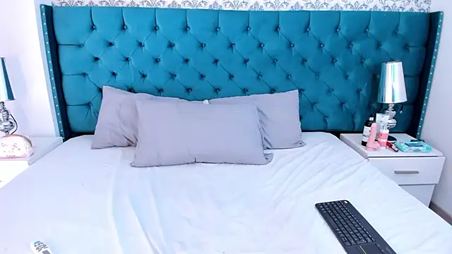 Snapshot of XiomaraFerrer chatting on February 7, 2026, 7:33 pm XiomaraFerrer online show from February 7, 2026, 7:33 pm