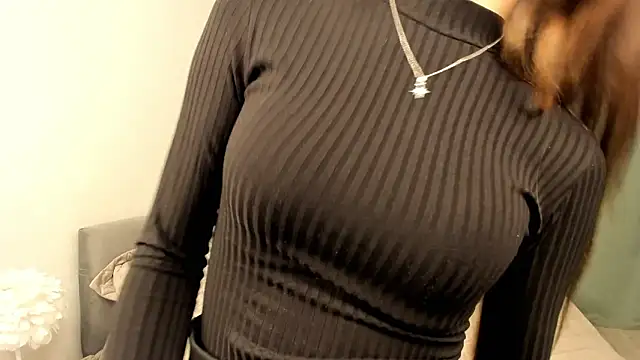 TreasaCrebs online show from March 4, 2026, 8:16 pm