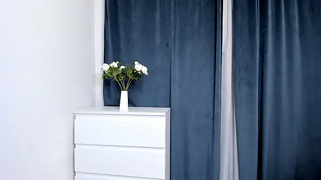 Snapshot of TreasaCrebs chatting on February 26, 2026, 9:26 pm TreasaCrebs online show from February 26, 2026, 9:26 pm