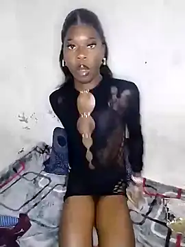 Chocolate Queenxx03 online show from April 22, 2026, 11:22 pm