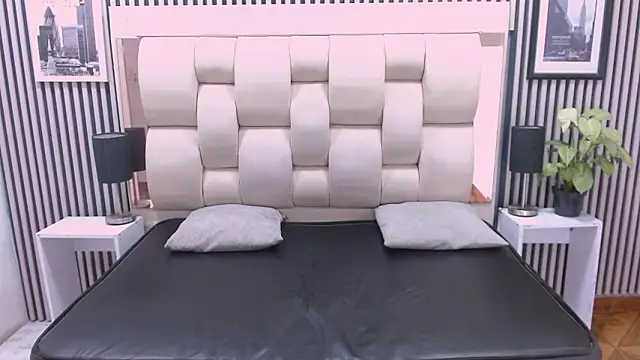 William Lewis online show from February 2, 2026, 12:26 pm