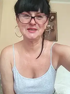 Snapshot of AliceSwan57 chatting on June 19, 2026, 7:14 am AliceSwan57 online show from June 19, 2026, 7:14 am