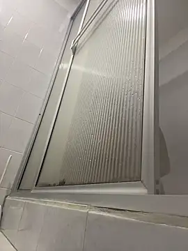 JuliaaVega online show from March 12, 2026, 11:36 am