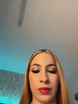 chiarabonds online show from April 13, 2026, 5:39 pm