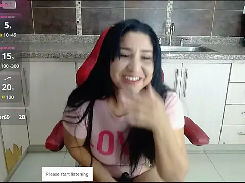Miia Rosee  online show from June 26, 2026, 11:54 pm