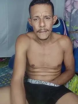 juanmaur22 online show from February 13, 2026, 8:20 pm