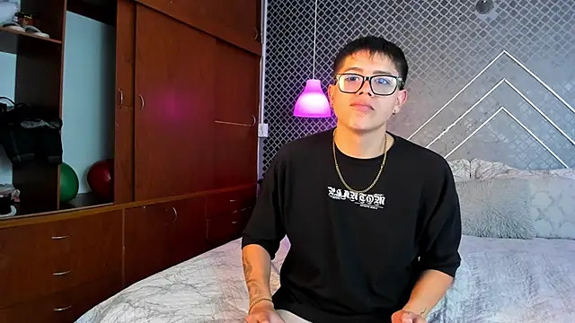 Snapshot of Evie_demn chatting on February 11, 2026, 8:20 pm Evie demn online show from February 11, 2026, 8:20 pm