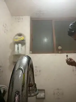 Jleonardolr online show from March 4, 2026, 12:35 pm