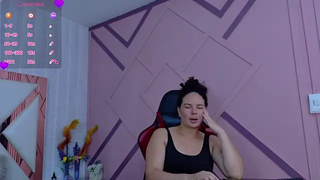 ZamanthaJhones online show from April 12, 2026, 8:12 pm