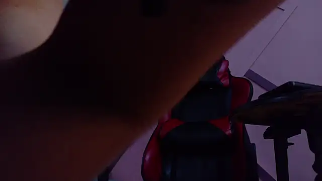 ZamanthaJhones online show from April 7, 2026, 7:15 pm