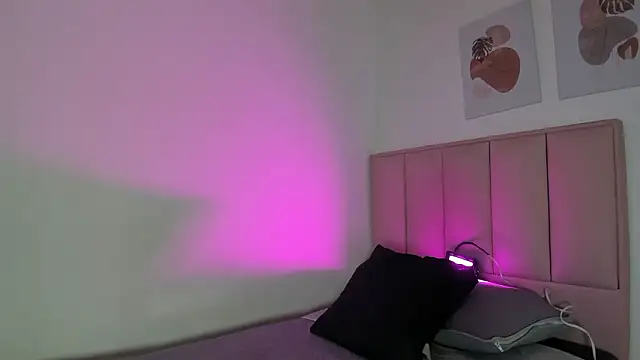 Snapshot of anna_soul_ chatting on February 10, 2026, 12:04 pm anna soul online show from February 10, 2026, 12:04 pm