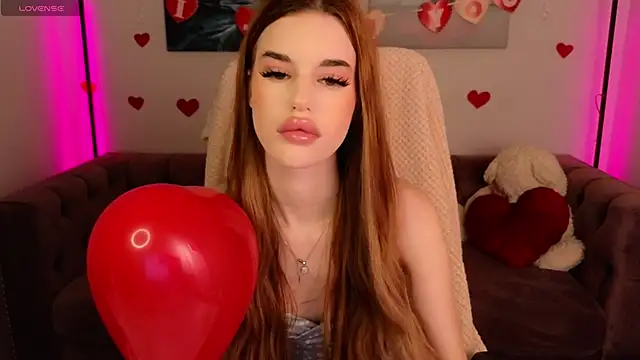 Snapshot of Anna_Lumina chatting on February 13, 2026, 9:04 pm Anna Lumina online show from February 13, 2026, 9:04 pm