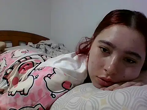 Snapshot of Anni_000 chatting on February 15, 2026, 10:14 am Anni 000 online show from February 15, 2026, 10:14 am