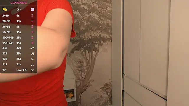 Snapshot of Hiaru_Cutie chatting on November 30, 2025, 5:30 am Hiaru Cutie online show from November 30, 2025, 5:30 am