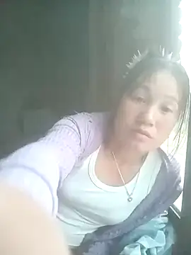 Snapshot of cutebobi chatting on March 3, 2026, 10:33 am cutebobi online show from March 3, 2026, 10:33 am