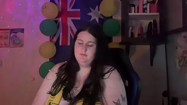 xopeachybaby online show from July 11, 2026, 6:03 am