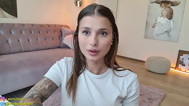 Lenna Godess online show from February 3, 2026, 7:46 am