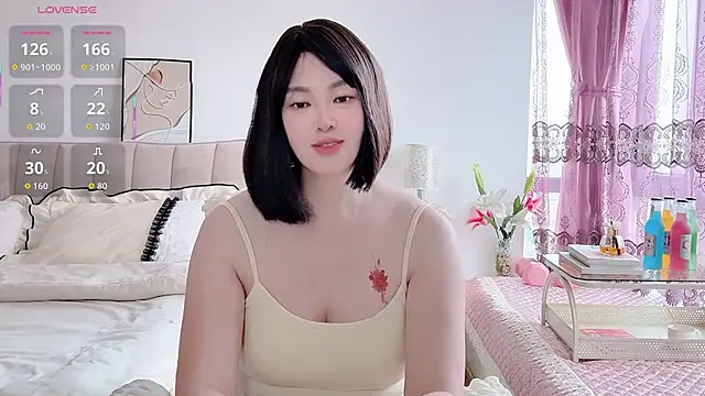 Snapshot of 10ve1y chatting on March 28, 2026, 1:06 am 10ve1y online show from March 28, 2026, 1:06 am