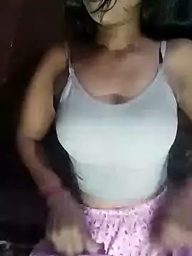 Snapshot of Ayesha_Khan1 chatting on April 25, 2026, 2:47 pm Ayesha Khan1 online show from April 25, 2026, 2:47 pm