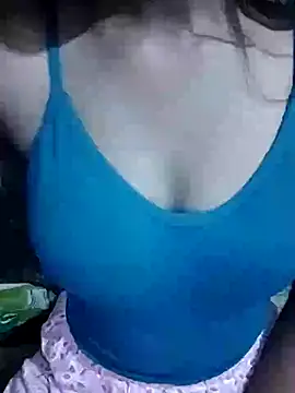 Snapshot of Ayesha_Khan1 chatting on May 24, 2026, 2:00 am Ayesha Khan1 online show from May 24, 2026, 2:00 am