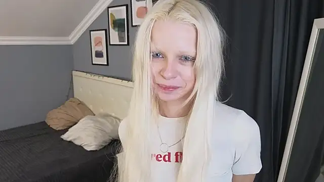 Naomi Demio online show from March 12, 2026, 12:09 pm