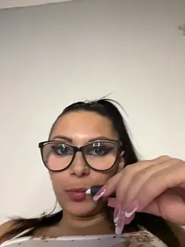 HiddendesireXO01 online show from February 20, 2026, 9:55 am