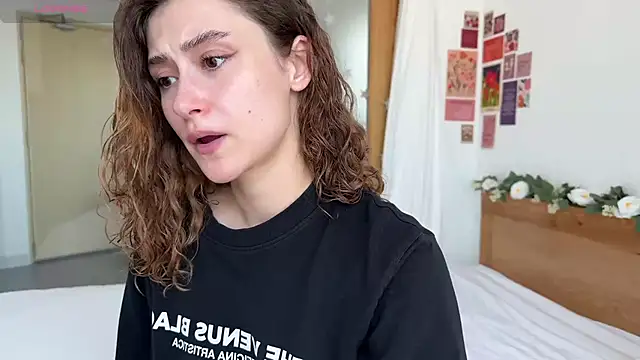 Snapshot of cutiemari chatting on March 22, 2026, 4:27 am cutiemari online show from March 22, 2026, 4:27 am