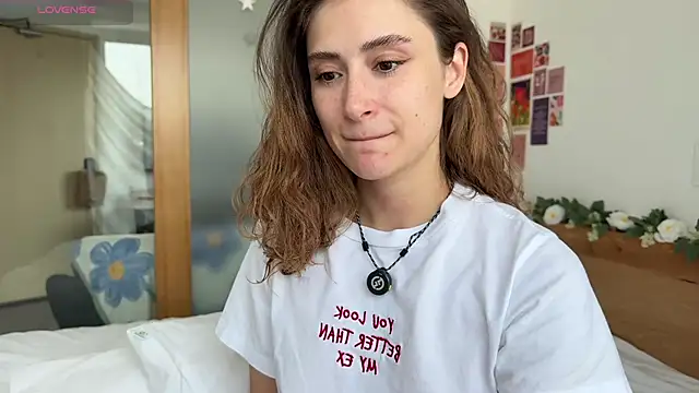 Snapshot of cutiemari chatting on April 5, 2026, 4:30 am cutiemari online show from April 5, 2026, 4:30 am