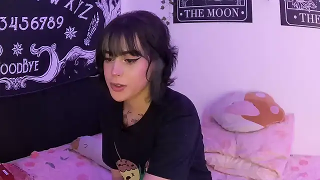 Snapshot of ariane_kimiko chatting on February 24, 2026, 1:28 am ariane kimiko online show from February 24, 2026, 1:28 am