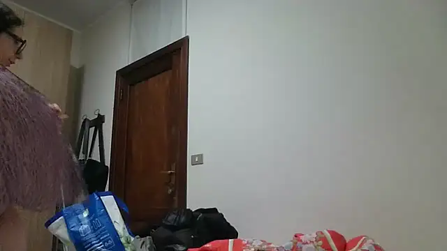 Miasexmilf online show from March 3, 2026, 5:42 pm