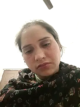 Snapshot of Cute-karisma1234 chatting on February 3, 2026, 4:56 pm Cute-karisma1234 online show from February 3, 2026, 4:56 pm