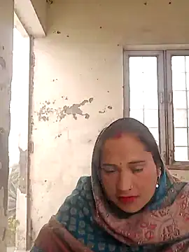 Snapshot of Cute-karisma1234 chatting on February 26, 2026, 2:11 am Cute-karisma1234 online show from February 26, 2026, 2:11 am