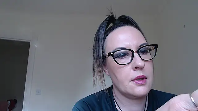 PsychicDominatrix online show from April 5, 2026, 3:30 pm