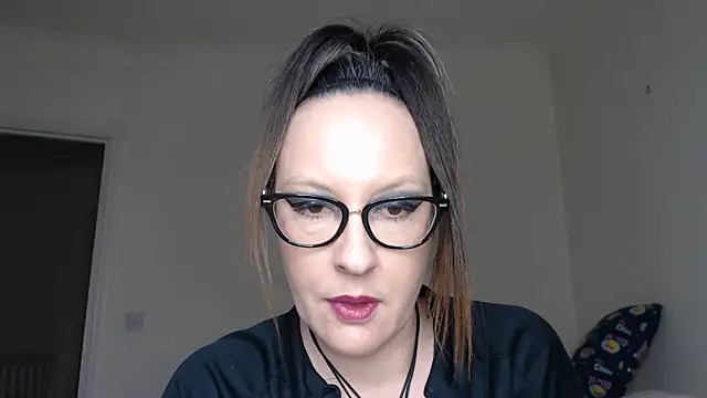 PsychicDominatrix online show from February 3, 2026, 1:49 pm