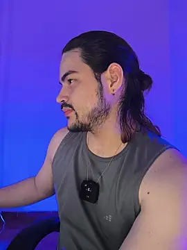 Snapshot of Derek_Vow chatting on February 6, 2026, 11:01 pm Derek Vow online show from February 6, 2026, 11:01 pm