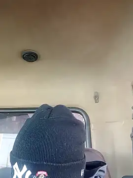 Snapshot of vergonahah chatting on April 16, 2026, 1:34 pm vergonahah online show from April 16, 2026, 1:34 pm