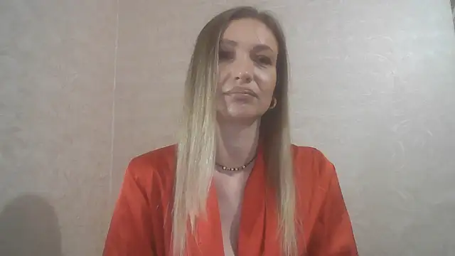 AureliaStar450 online show from February 3, 2026, 10:04 pm