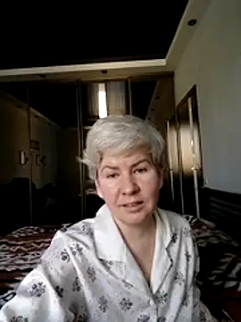 AvaSwan5354 online show from April 5, 2026, 8:10 am