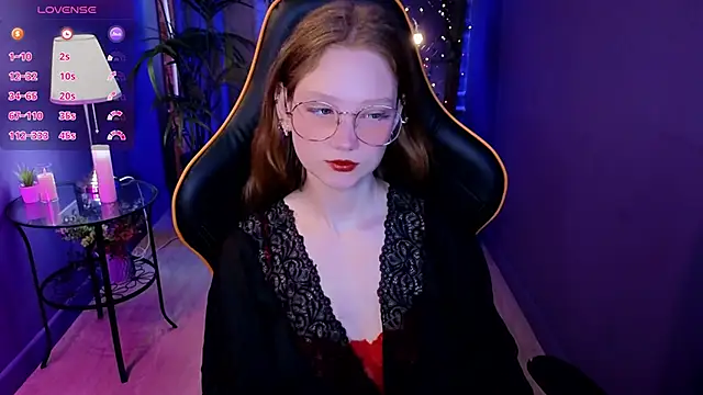 Your lilith  online show from May 21, 2026, 5:49 am