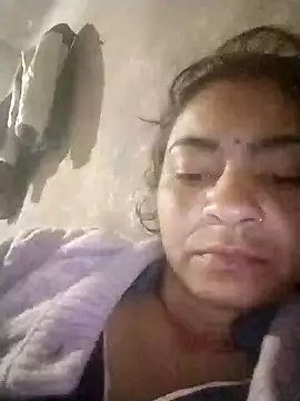 Snapshot of Nasrjfjfjy5578 chatting on February 8, 2026, 11:13 pm Nasrjfjfjy5578 online show from February 8, 2026, 11:13 pm