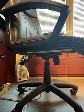 naughtynursejo online show from February 4, 2026, 9:10 pm