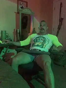 daddydonkey84 online show from April 13, 2026, 4:05 am