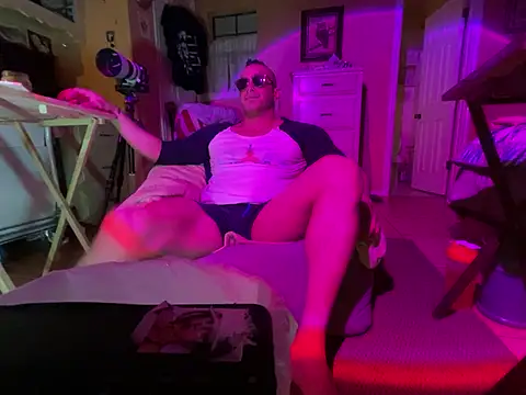 daddydonkey84 online show from February 18, 2026, 4:54 am